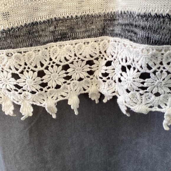 Long sleeve, knit top - Picture 5 of 6